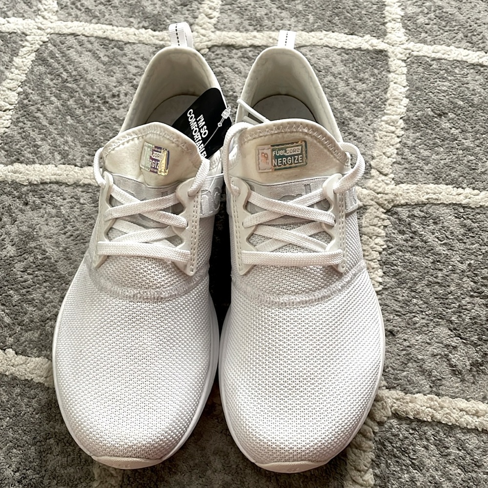NWT New Balance Fuel Core Energize Size 8. No box included.